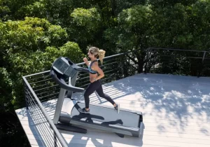 What’s the Difference Between Treadmill Running and Outdoor Running?